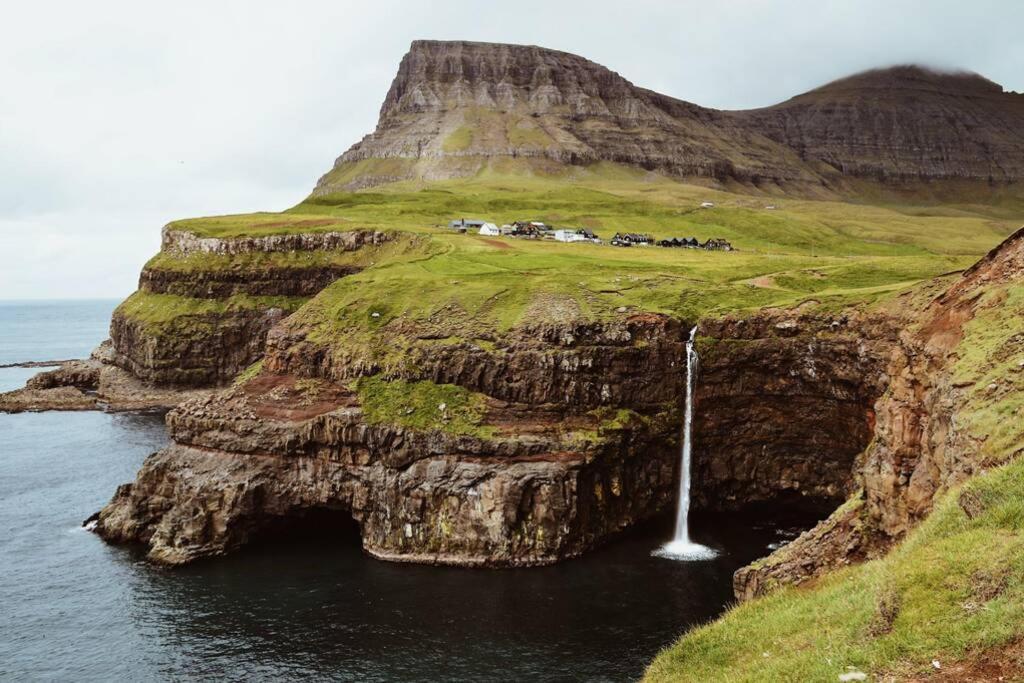 Mulafossur Cottage No 3 By Famous Waterfall In Gasadalur Eksteriør bilde